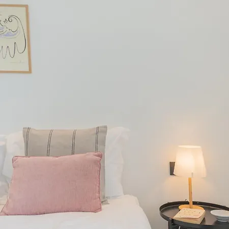 Apartment Piccola Lotus By Rent *