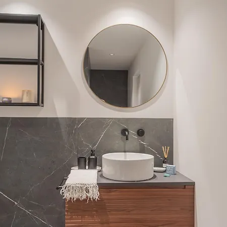 Piccola Lotus By Rent * Carate Urio