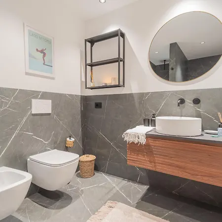 Piccola Lotus By Rent