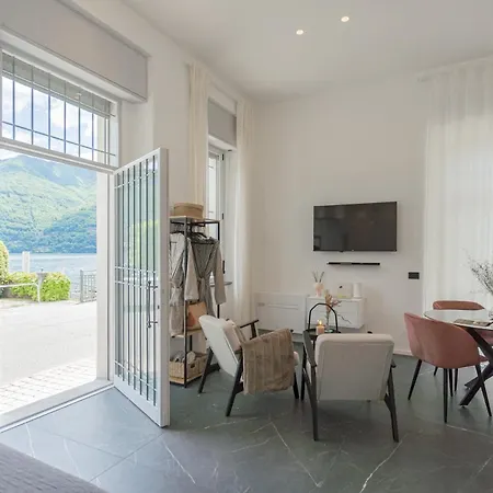 Piccola Lotus By Rent Carate Urio