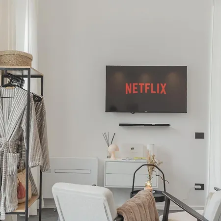 Piccola Lotus By Rent Apartman Carate Urio