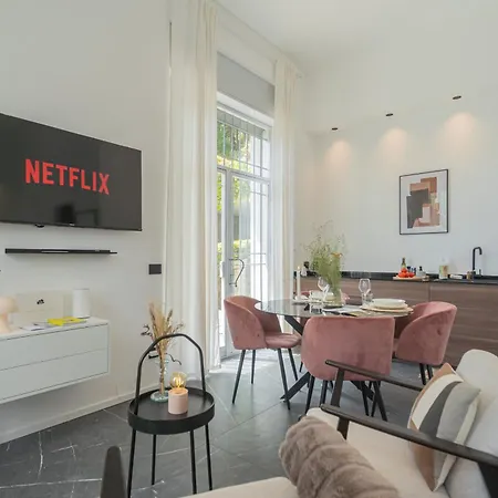 Piccola Lotus By Rent *