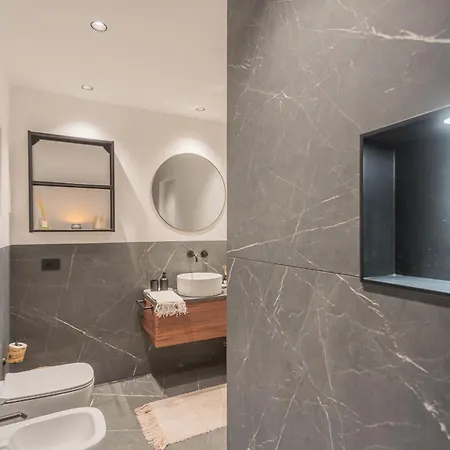 Piccola Lotus By Rent * Carate Urio