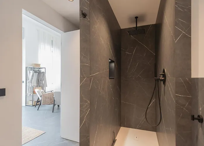 Piccola Lotus By Rent アパート *