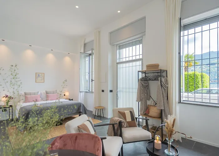 Piccola Lotus By Rent דירה