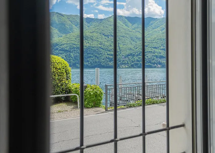 Piccola Lotus By Rent דירה *