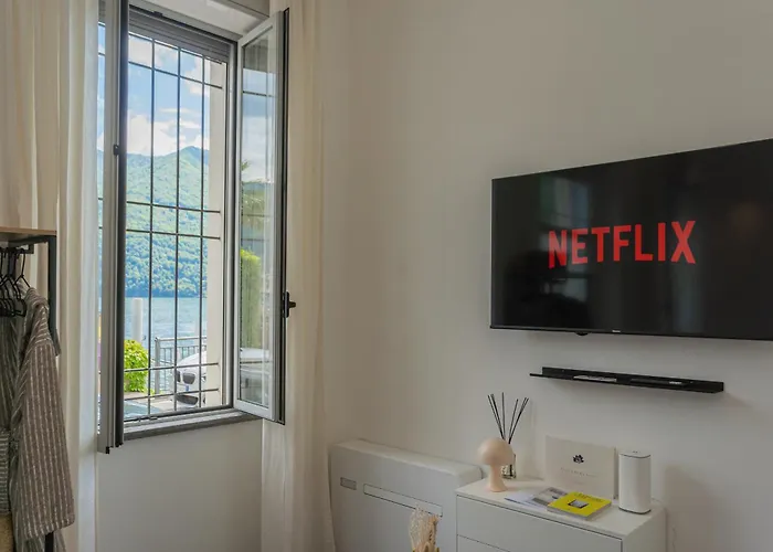 Piccola Lotus By Rent דירה *