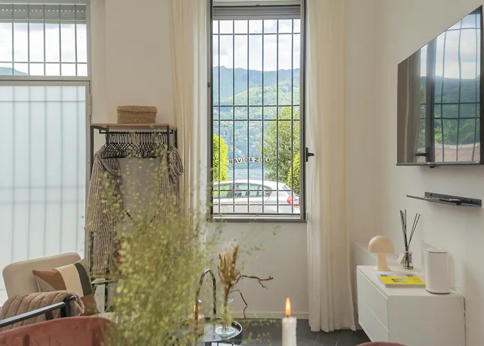 Piccola Lotus By Rent