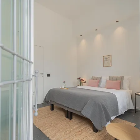 Apartment Piccola Lotus By Rent